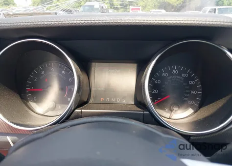 2018 Ford Mustang Ecoboost z USA, uszkodzony, nr VIN 1FATP8UH8J5165389